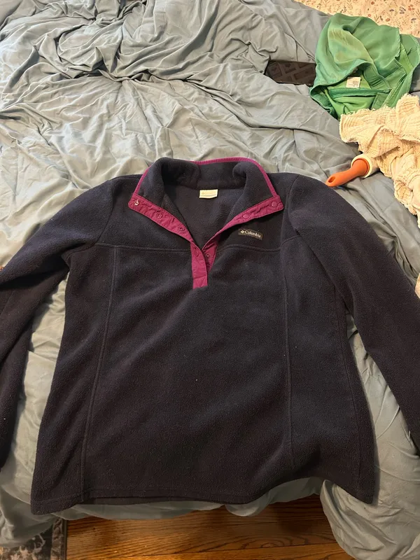 Columbia Pullover - Image 4