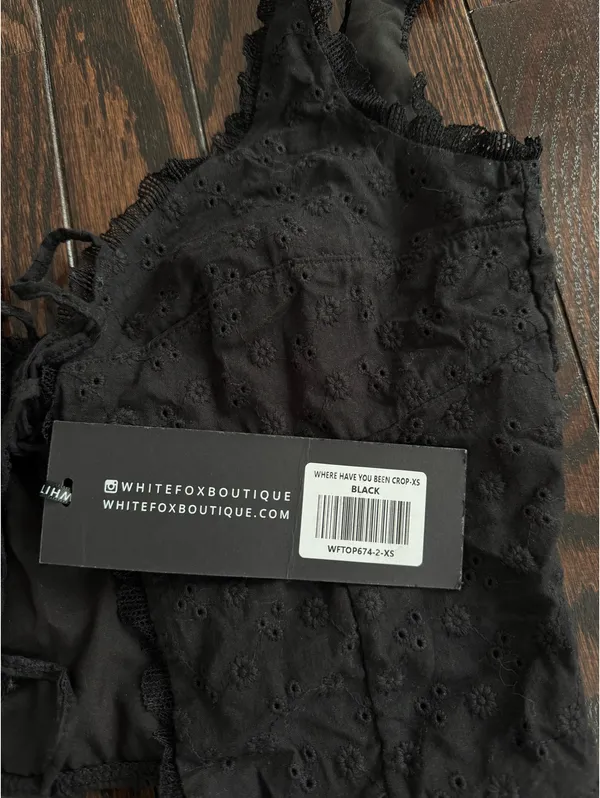 White Fox Boutique NWT Black Lace Top - Image 3