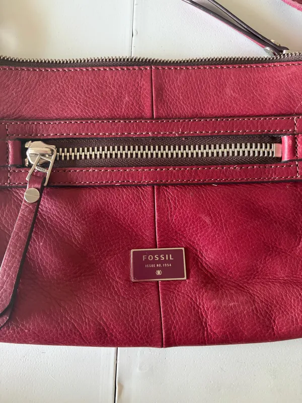Fossil Cross Body Purse Maroon - Image 4