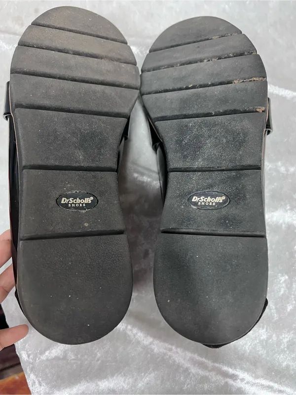 Dr. Scholl’s Black Slip-On Loafers glossy black brown trim 7.5 - Image 8