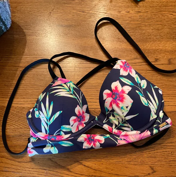 Bathing Suit Top Small Victoria’s Secret PINK Size Small - Image 2