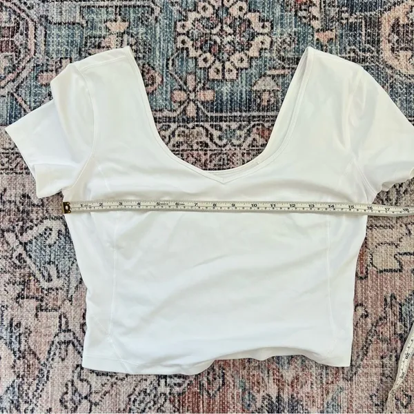 Lululemon Align Tee Short Sleeve Cropped Top White Size 6 V-Neck Open Back Shirt - Image 8