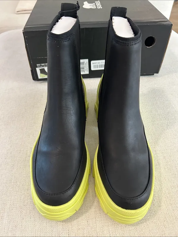 Sorel BREX Boot Chelsea Waterproof, Black/Yellow size 7.5, NEW WITH BOX - Image 2