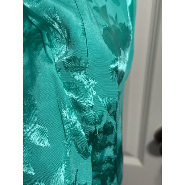 Saylor Floral Jacquard Ruched Slit Midi Gardenia Dress Mermaidcore Wedding Guest - Image 4