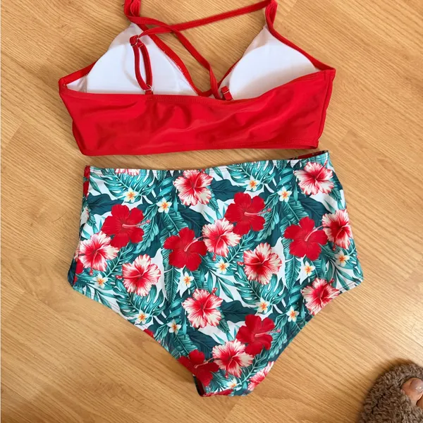 Red Floral Bikini Set Size L - Image 2