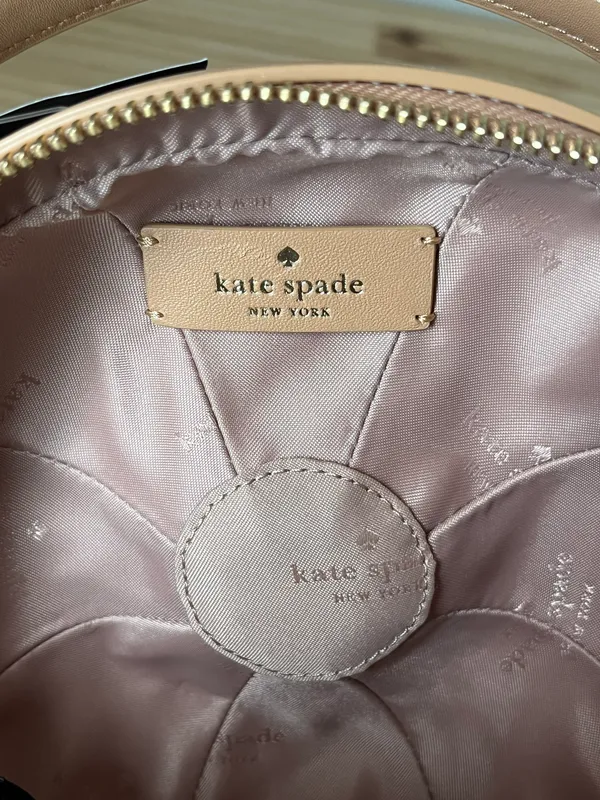 Kate Spade 3D Donut Crossbody Set - Image 10