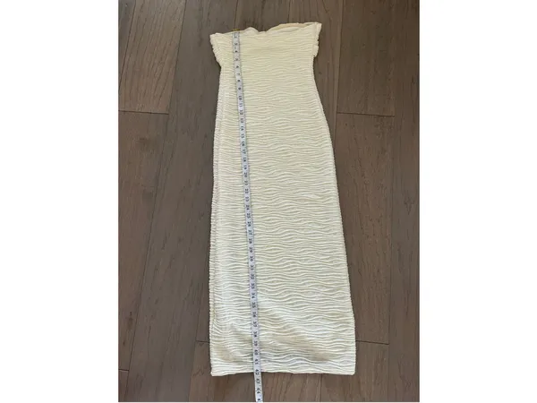 Women's Strapless Midi Dress, Size XS, White wave texture pattern - Image 7