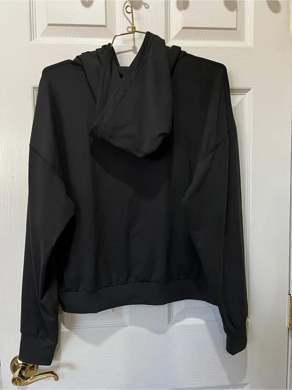 Vuori Women's Halo Modern Full Zip Hoodie Size XL Black Comfy Buttery Soft - Image 3