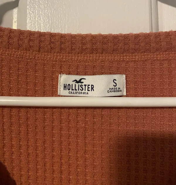 Hollister Pink Long Sleeve Top - Image 3
