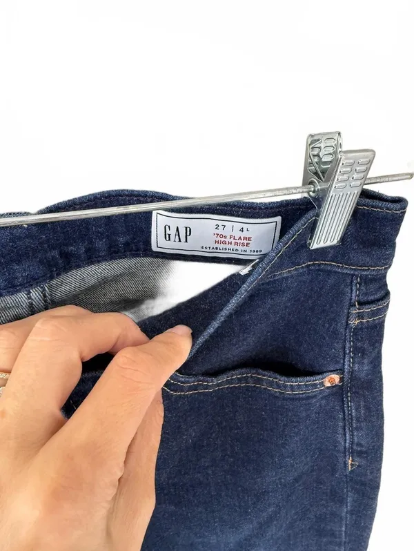GAP 70's Flare Denim Jeans Size 27/4L - Image 3