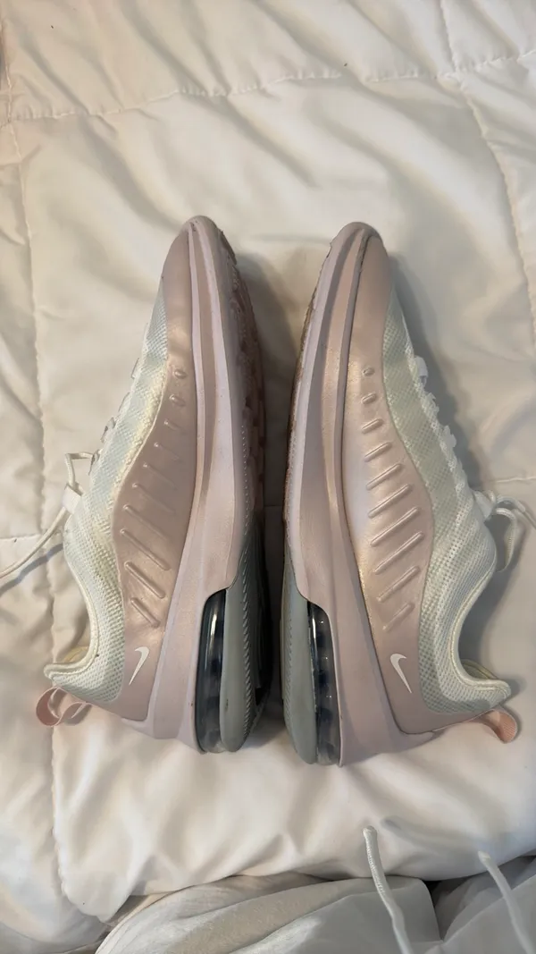 Nike Pink Air Max Women’s Shoes - Image 3