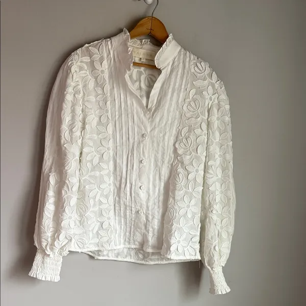 Waimari Magnolia Floral Button-Up Blouse Small - Image 3