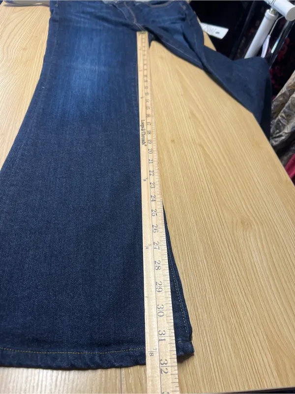 AG Adriano Goldschmied The Angel Boot Cut Jeans Dark Wash Size 30R - Image 14