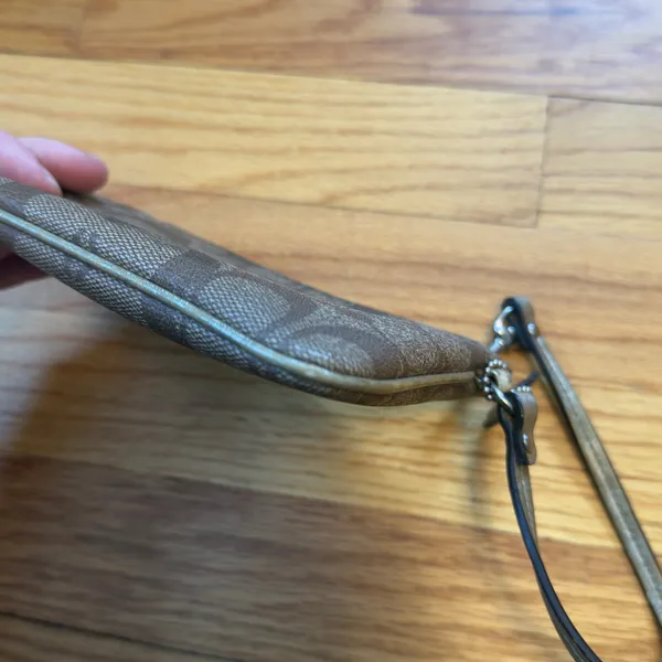 Coach Tan Signature Wristlet with Gold Accents - Image 8
