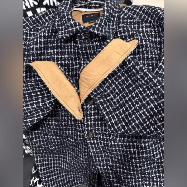Cotton On blue and white tweed shirt jacket with a tan lining. Size M oversized - Image 8