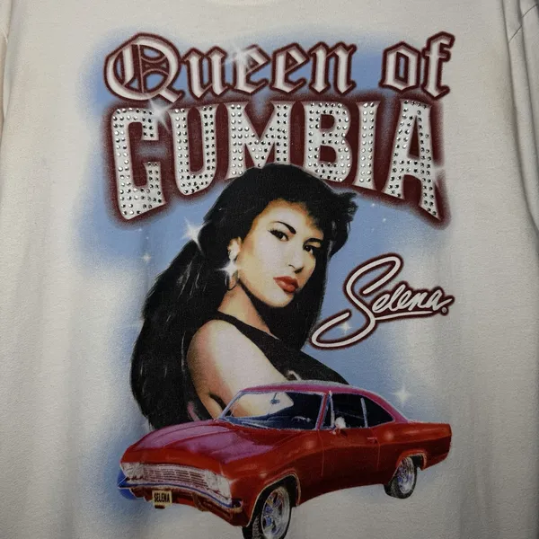 Hot Topic Selena Queen Of Cumbia Graphic T Shirt Womens Size M White Rhinestone Tee‎ Y2K - Image 4