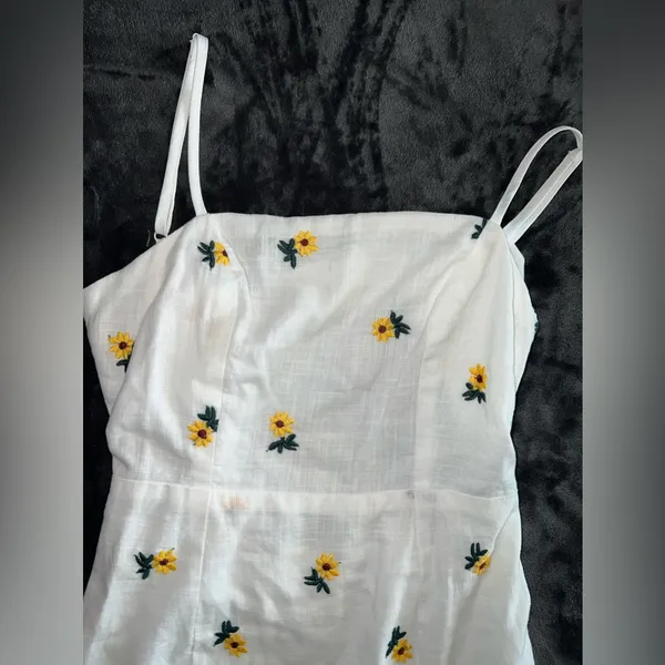Princess Polly Chamberlain Sunflower Dress Size 4 - Image 7