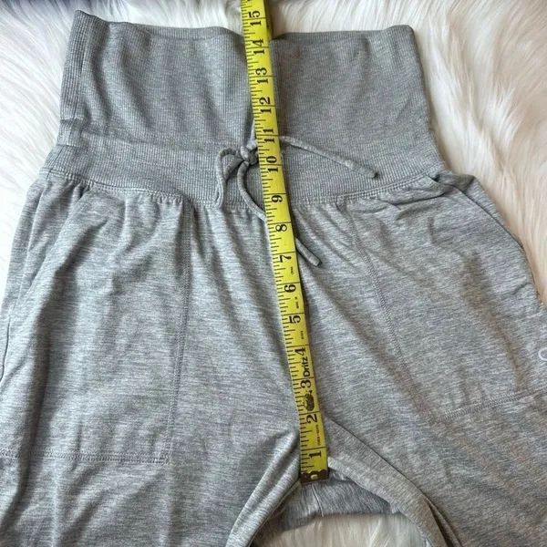 GapFit Brushed Tech Jersey Joggers Gray Size XS - Image 8