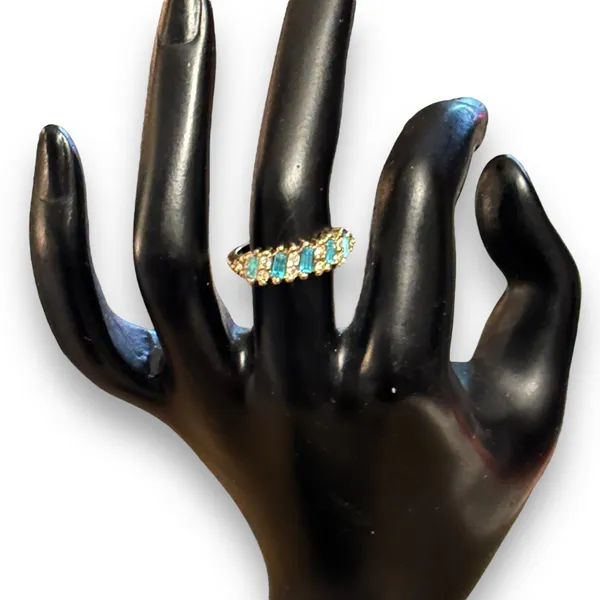 Aquamarine And Simulated Diamonds Ring Gold - Image 2