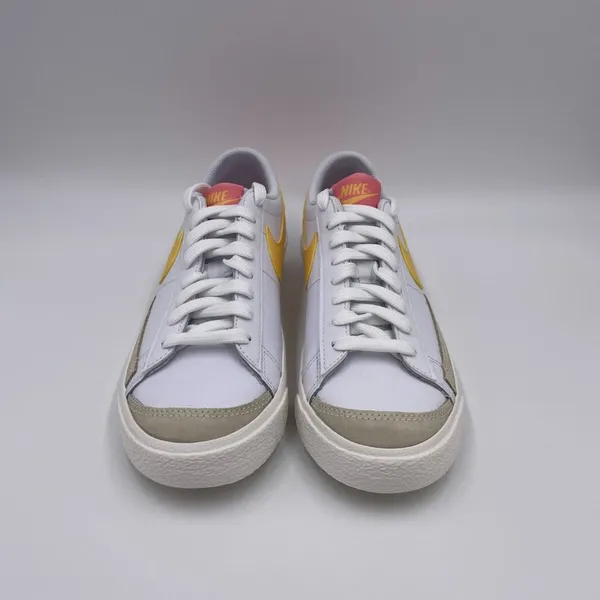 Nike Blazer Low ' 77 White Womens Shoes - Image 3