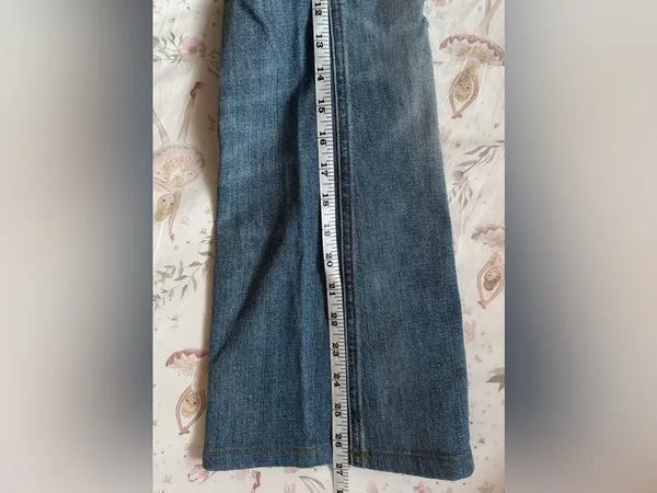 Aritzia Denim Forum Marianne Flare Jeans Size 25 Distressed Medium Wash - Image 11