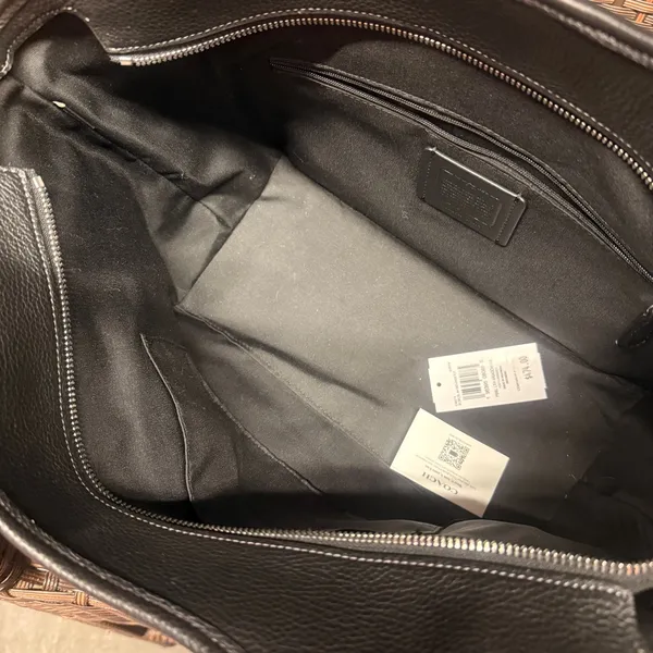 NWT Coach CM074 Black Pebbled Leather “Meadow” Shoulder Bag - Image 6