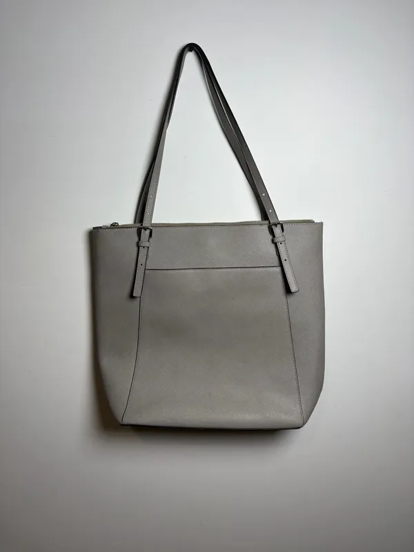 Michael Kors Ciara Large East West‎ Top Zip Saffiano Leather Tote Bag in Grey - Image 4