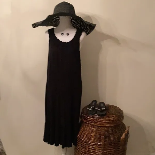 M Kalam szM sundress stitching around the neck & a ruffle around the bottom EUC - Image 4