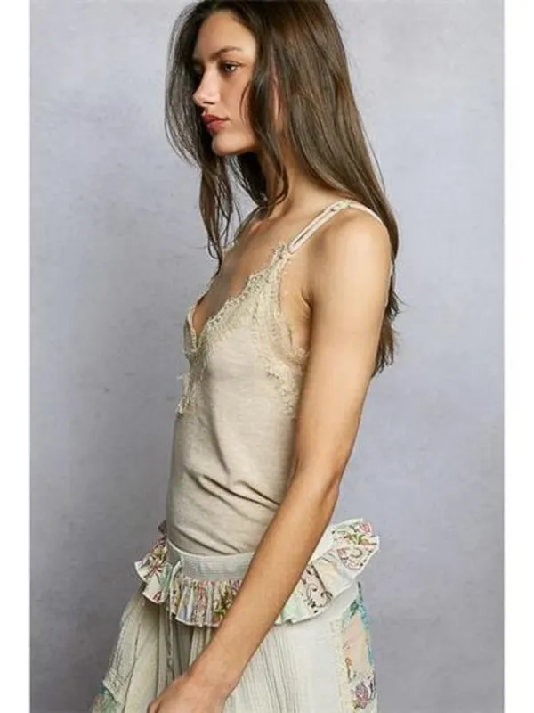POL Lace Detail‎ V-Neck Ribbed Cami - Image 3