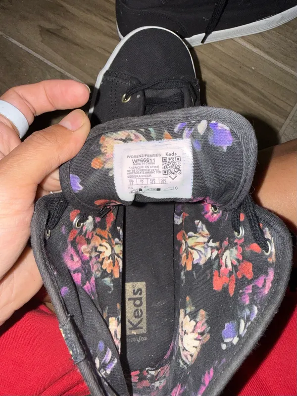 Keds Women’s Black High-Top Sneakers – Size 9 - Image 4