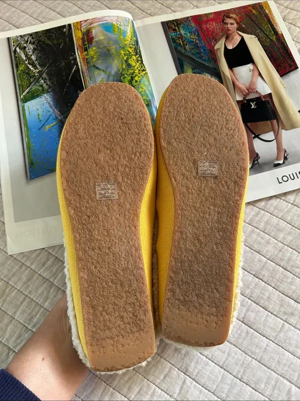 Rothy’s Scuff Sherpa lined wool mule Slippers in Popcorn yellow 8 washable - Image 10