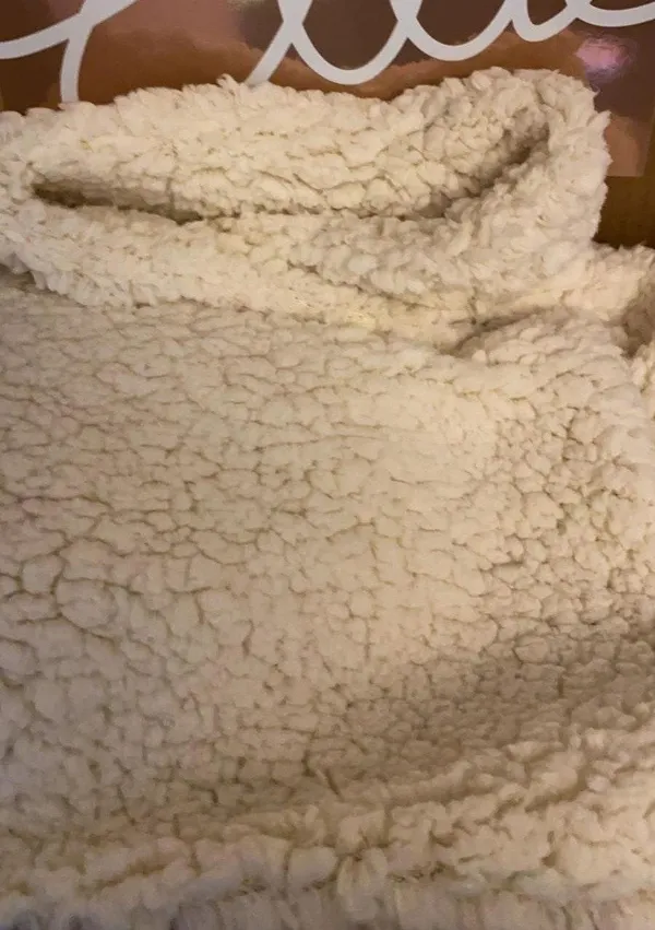 Ellie Sherpa Pullover - Image 5