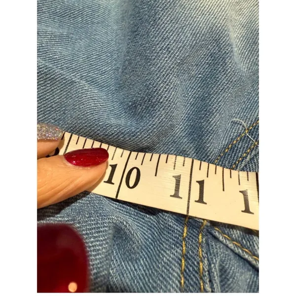 Stylish Blue Women's Straight Leg Jeans - Image 9