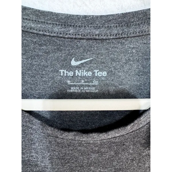 Nike T-Shirt Carolina Panthers NFL Team Apparel Women's Small Gray Football New - Image 4