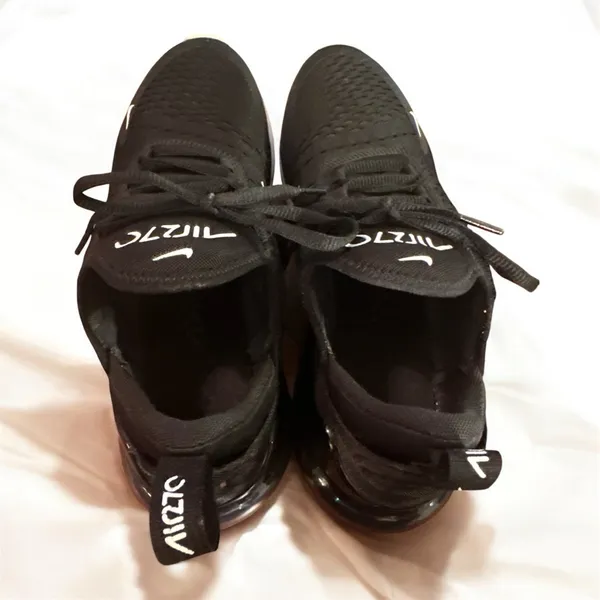 Nike Air Max 270 Black and White Shoes - Image 6