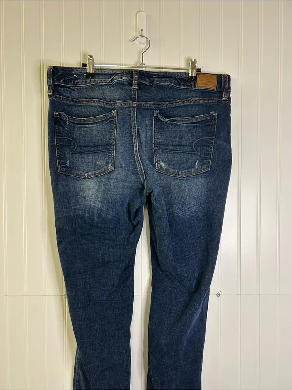 American Eagle Vintage Collection Distressed Super Stretch Jeggings 14 Short - Image 6