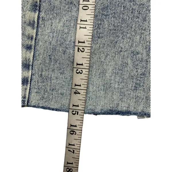 Pacsun Los Angeles Women's Light Denim Distressed Short Jean Skirt - Image 6