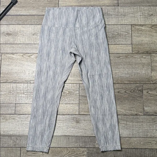 Lululemon Athletica Herringbone Leggings - Image 3
