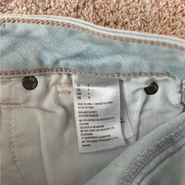 American Eagle Light Wash Denim Shorts - Image 3