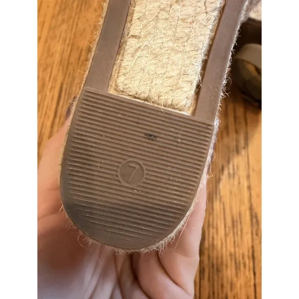 Marc Fisher LTD Malina Sandals Womens Size 7 Beige Leather Espadrille Wedge - Image 5