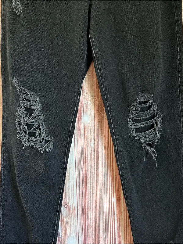 SO Black High Rise Distressed Raw Hem Ankle Length Mom Jeans Size 11/30 - Image 5