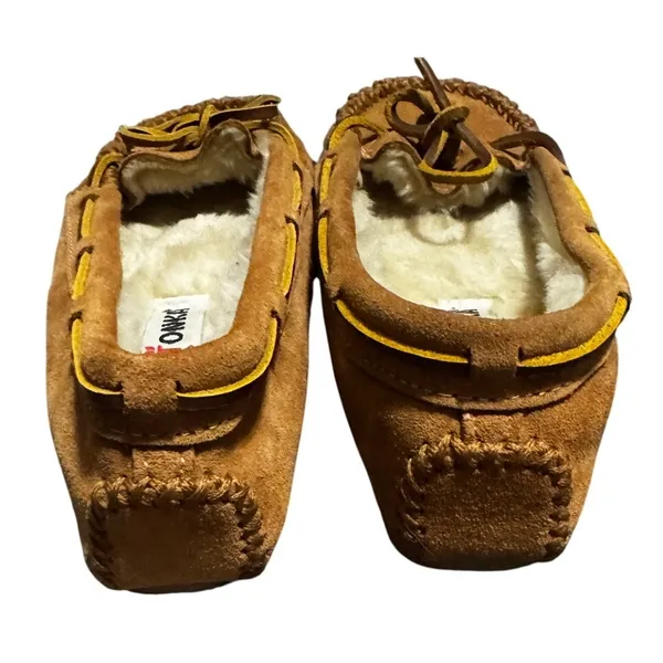 Minnetonka Moccasin Slippers Tan Suede Faux Fur Lined Women's Size 7 - Image 4