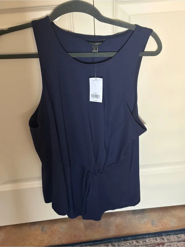 NWT Banana Republic Navy Blue Front Knot Twist Tank Top Size L - Image 2