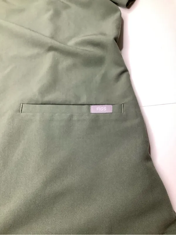 FIGS Casma Three Pocket Medical Scrub Top Olive Green V Neck Women’s Size XS EUC - Image 10