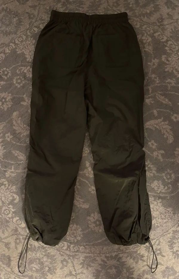 Parachute Cargo Pants Green - Image 4