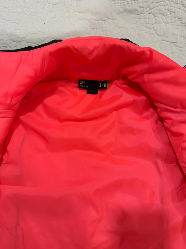 Under Armour Semi Fitted Vest - Image 2