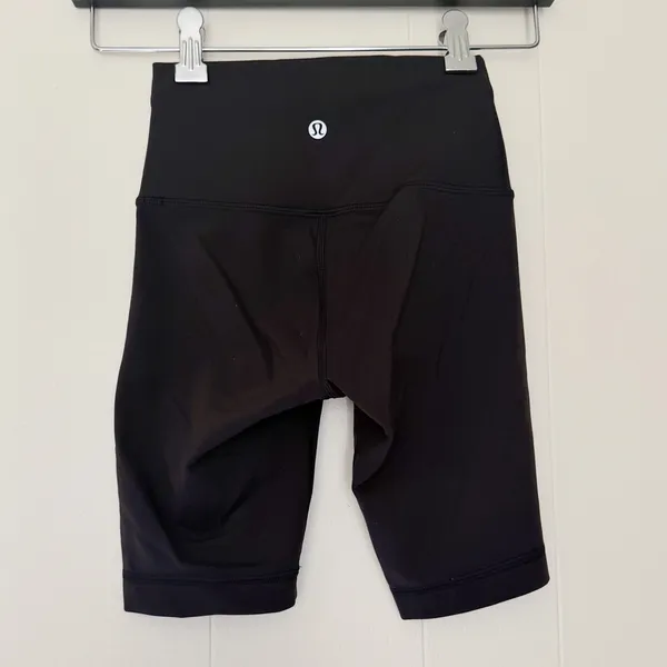 LULULEMON Wunder Train High Rise Short 8" in Black Size 2 - Image 7