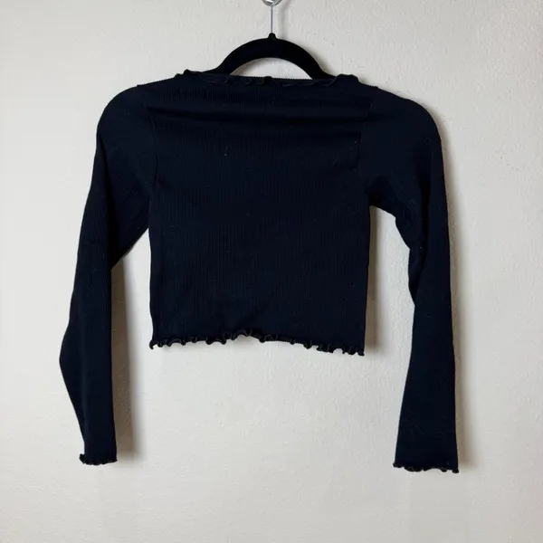 Urban Outfitters BDG Lettuce Edged Ribbed Crop Top Long Sleeve Size Small - Image 7
