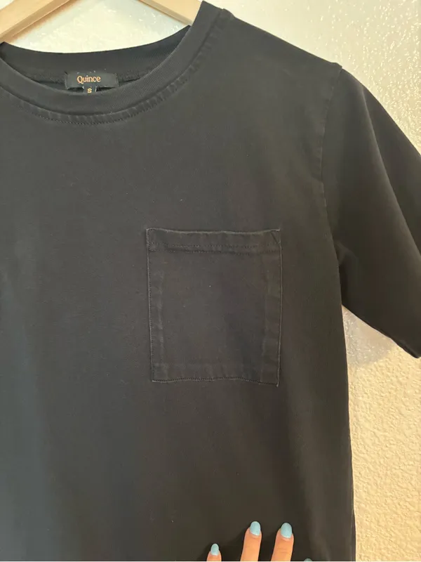 QUINCE 100% Organic Cotton Relaxed R Shirt in Black - Image 5