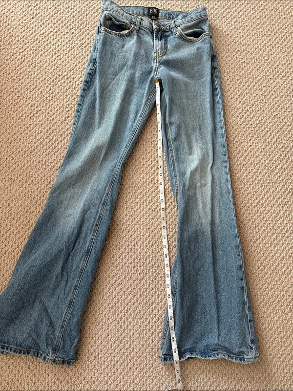 BDG Urban Outfitters Size 25 Women's Blue Denim Jeans NEW NWT Flared Bottoms - Image 3